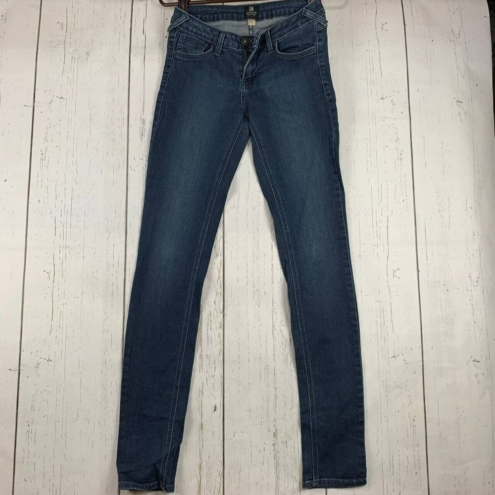 Just Black 27 Regular Fit Faded Low‎ Rise Blue Jeans Pants Denim Women